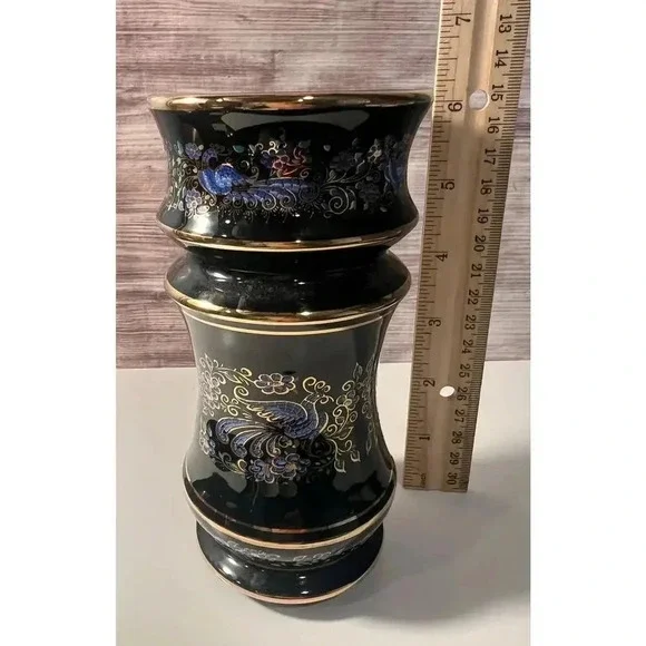 Gorgeous Anapale 24 Karat Gold Accent Vase - Picture 8 of 9